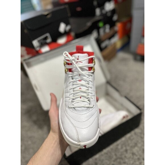 Jordan 12 Retro FIBA 2019 Size 8 - Picture 2 of 4